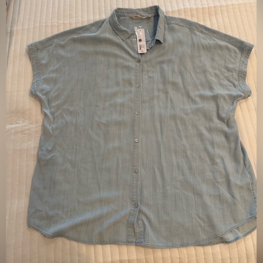 Soft Surroundings Light Blue Women's Button Down Shirt